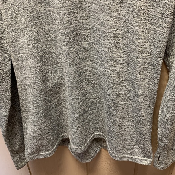 90 Degree by Reflex Top - Picture 4 of 13